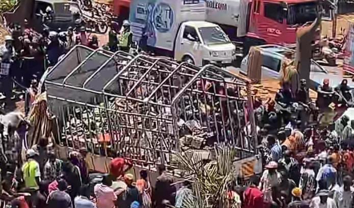 Abantu 3 bafiiridde mu kabenje akagudde mu Kisenyi Kampala - ddereeva akwatiddwa