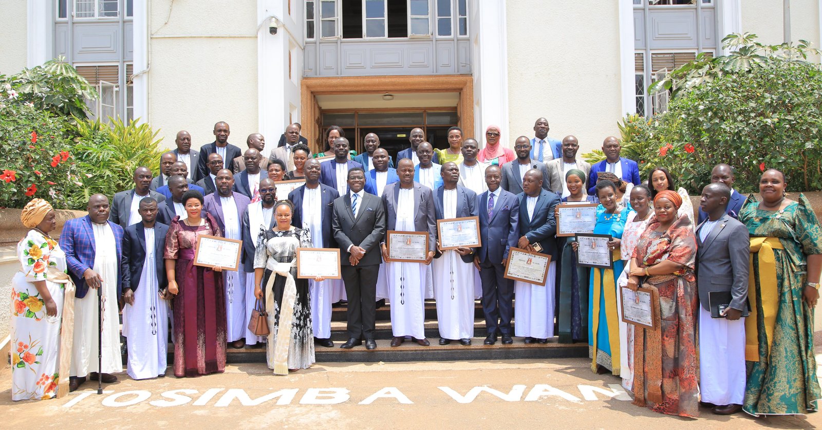 Katikkiro Mayiga ayanjulidde ababaka ba parliament abava mu Buganda ensonga zebalina okussaako essira - okusoosowaza Nnamulondo kyankizo
