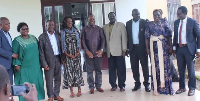 Abakulira Democratic Front bakyaliddeko abakulembeze b’ennono mu Acholi  – bekokkodde abalaalo abakyalemedde mu bitundu ebyo wadde president yabalagira babyamuke
