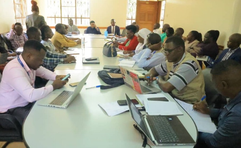 Abakulira eby’obulamu mu Wakiso batuula bufoofofo – okwerinda ekirwadde kya Monkey Pox ekyeyongera
