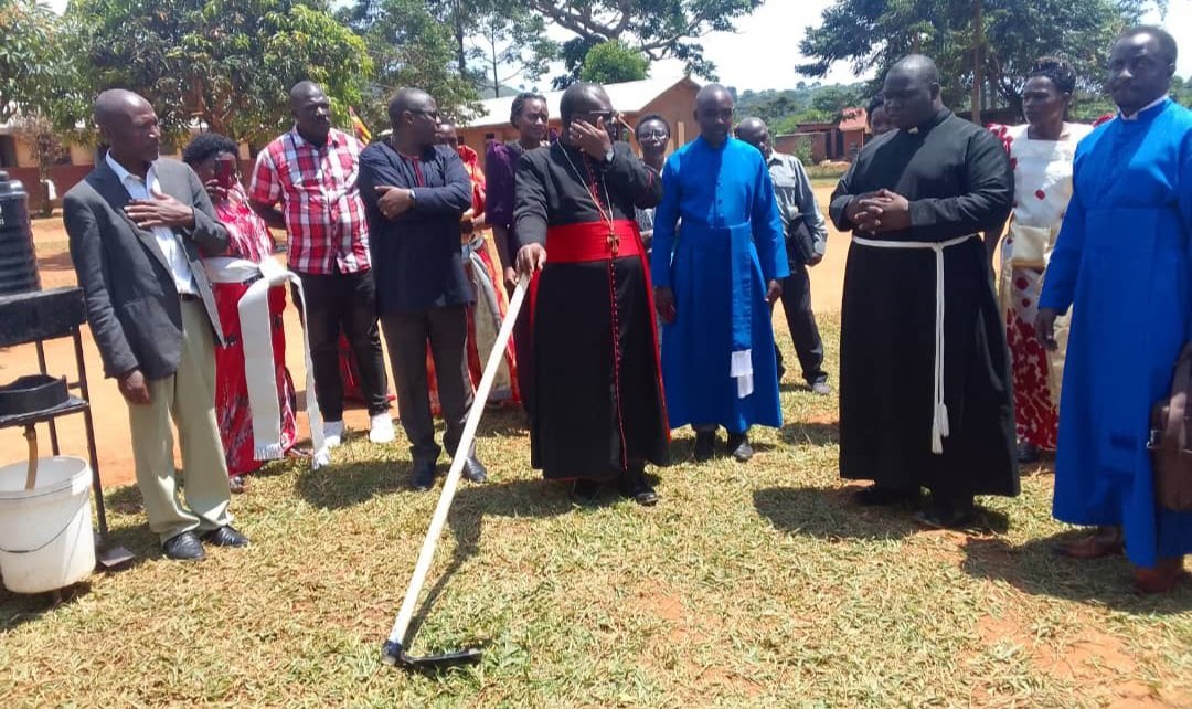 Abakulisitaayo e Bussi batandise okuzimba ekanisa – oluvannyuma lw’emyaka 40