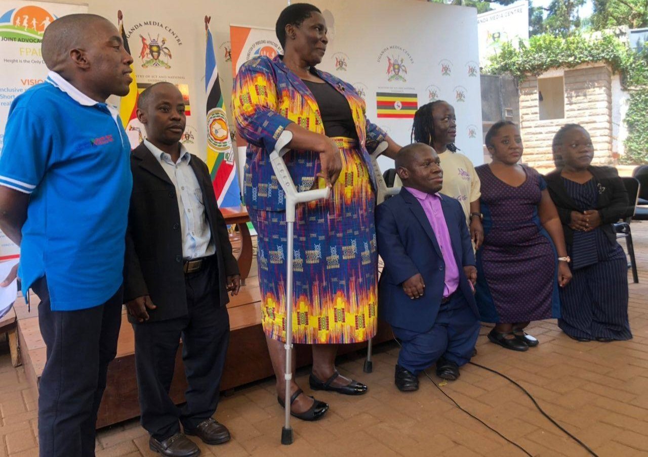 Abambuti mu Uganda battottodde okusoomozebwa kwebayitamu omuli abasajja ababbibwako eby’obugagga byabwe nga begula eri abakyala – bagenda kukuza olunaku lwabwe nga 25 October