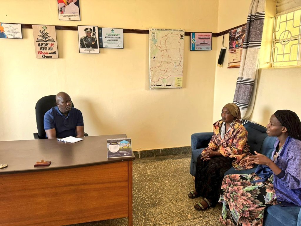 Abasirikale ba police 4 abavunaanibwa ogw’okutulugunya omukyala e Mbarara – boolekedde kugobwa ku mulimu