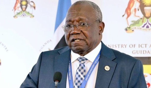 Abasomesa abamu bakyalemereddwa okutuukana n’omutindo gwa Curriculum empya – Alipoota ya UNEB