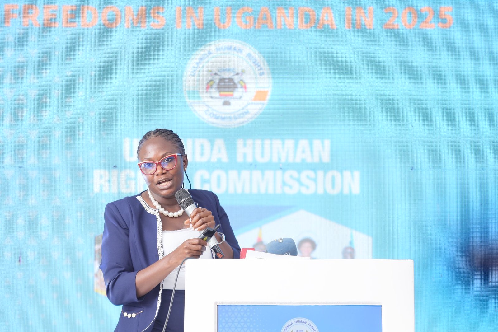 Alipoota y’eddembe ly’obuntu mu Uganda eya 2025 efulumiziddwa – ebikolwa eby’okutulugunya abantu byali bingi mu kwetegekera akalulu ka 2026, ne bannauganda  abasiinga obungi tebafuna buweereza busaanidde mu by’obulamu