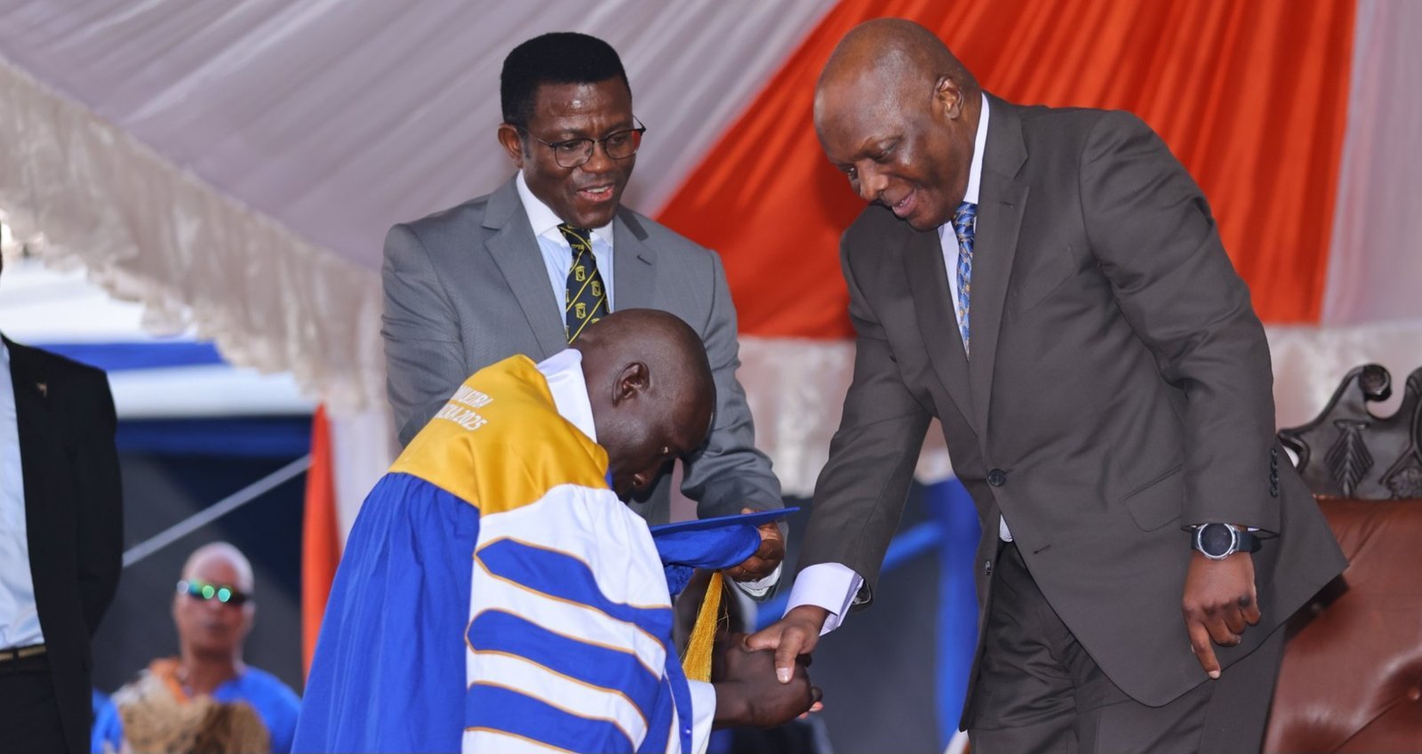 Basajjamivule John ye Muzira mu Bazira w’Entanda ya Buganda 2025 – Ssaabasajja Kabaka amukwasizza ekyapa ky’ettaka mu Nkuuka Bwaguuga