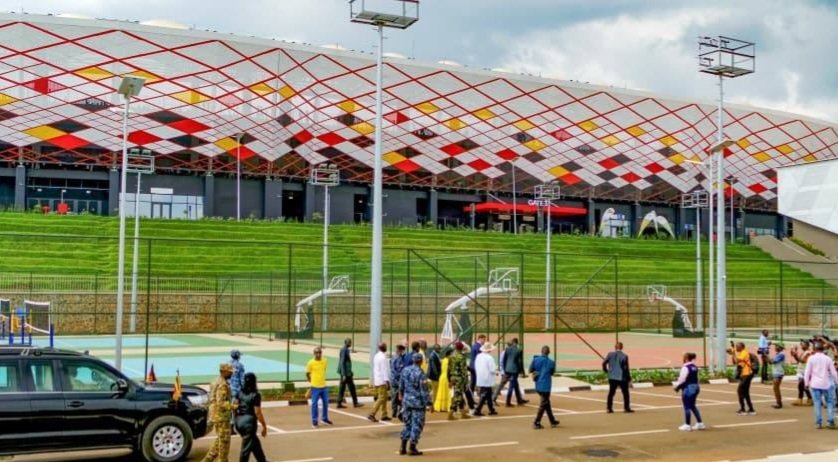 Ekisaawe kya Hoima City Stadium kigguddwawo president Museveni – kizimbiddwa mu myezi 12 gyokka