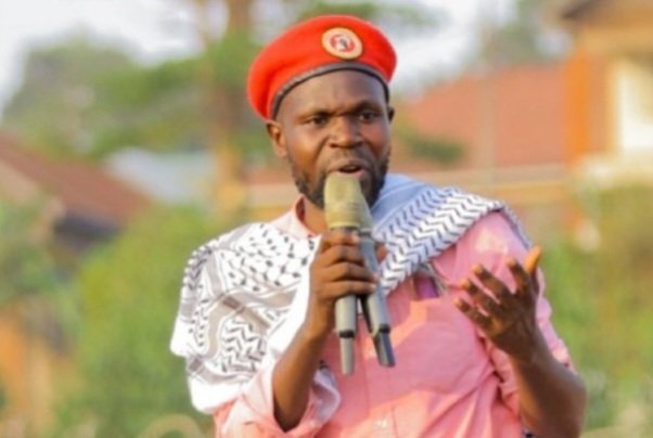 Elias Luyimbaazi Nalukoola ajulidde mu by’okumugoba mu parliament – akakiiko k’ebyokulonda tekagenda kujulira kategeka kuddamu kulonda mu Kawempe North