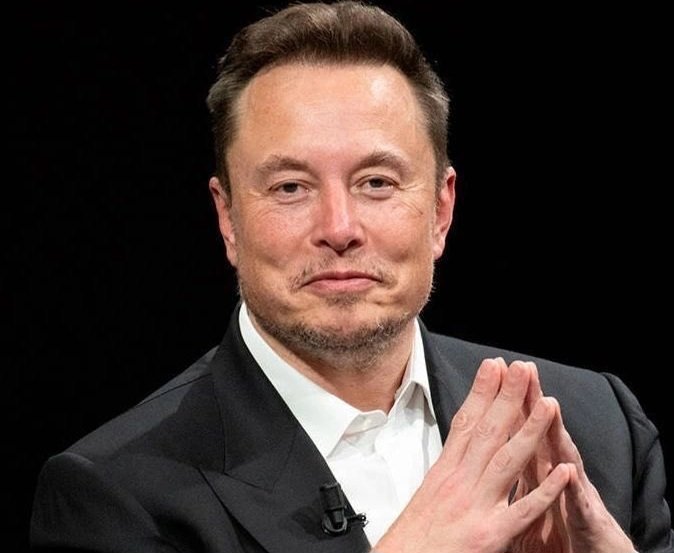 Elon Musk ye Nnaggagga asoose okufuuka Trillionaire munsi yonna