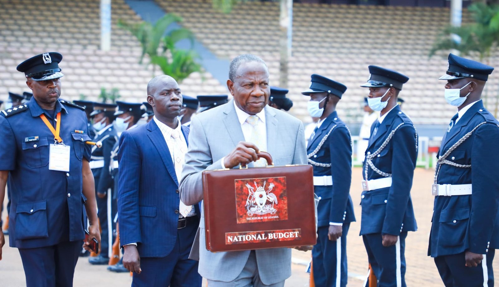 Embalirira y’eggwanga 2024/2025 esomeddwa – ebyenfuna byakweyongera okukula okutuuka ku bitundu 7%