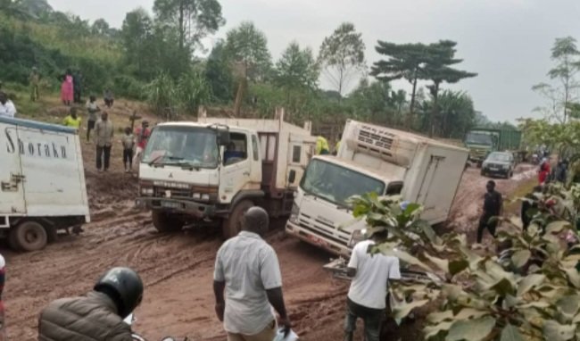 Entambula esannyaladde ku luguudo lw’e Mityana okudda e Busunju – olutindo lubbomose