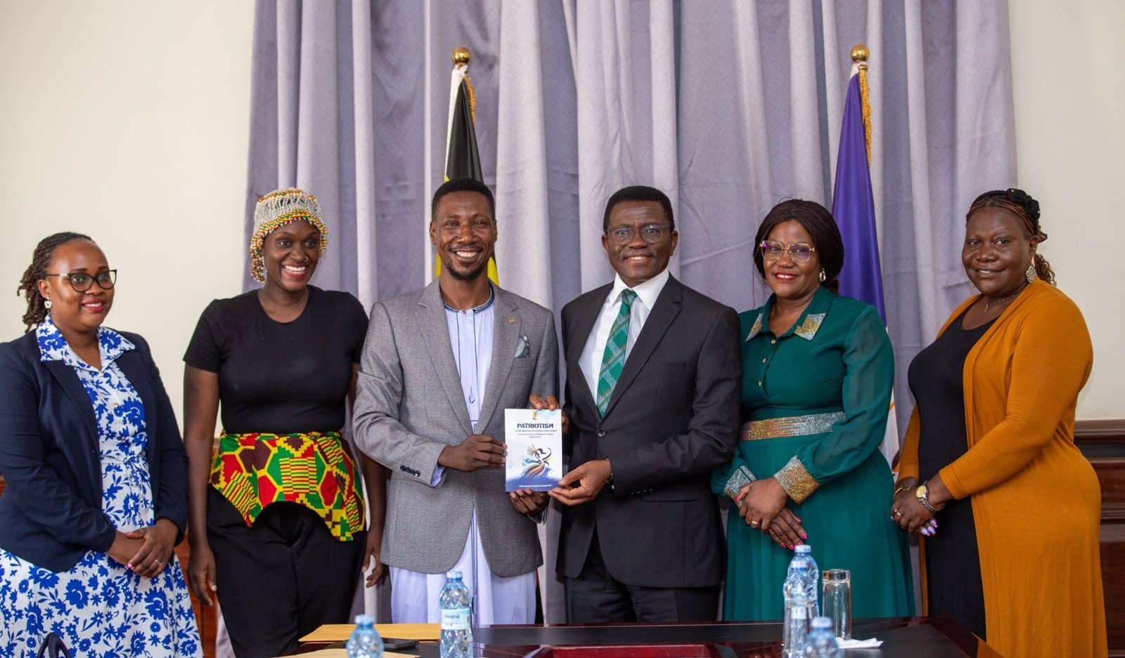 Katikkiro Mayiga akubirizza abantu okujjumbira  okuwandiika nÓkusoma ebyafaayo