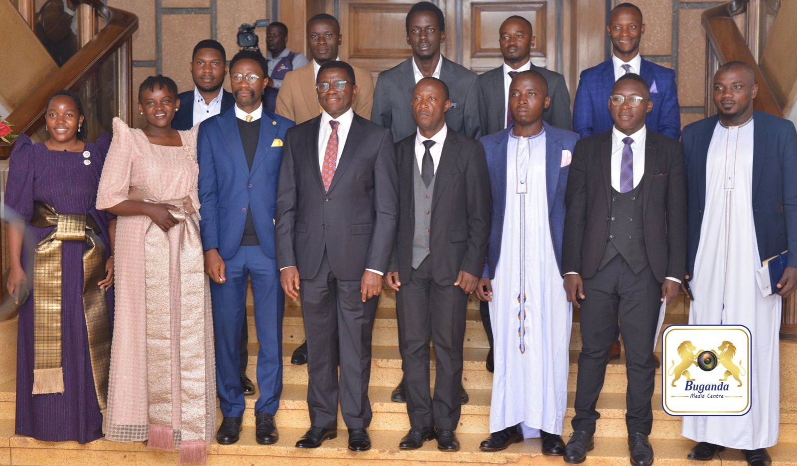 Katikkiro Mayiga alabudde abavubuka abegwanyiza obukulembeze nga tebaagala kuwabulwa