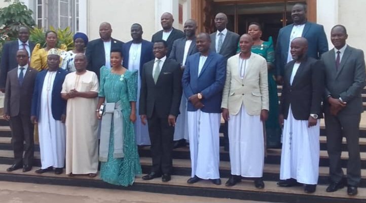 Katikkiro Mayiga alambise abakulembeze mu Buganda okulwanirira Obwakabaka mu Uganda