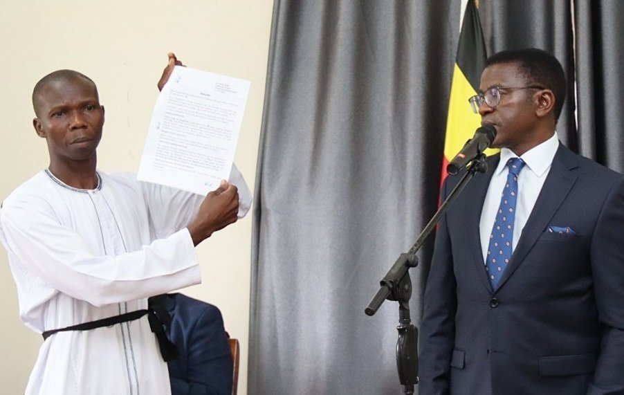Katikkiro Mayiga ayanjuliddwa ekiraamo ky’omukulu w’ekika ky’Emmamba omubuze Gabunga owa 37 – Gabunga Omuggya ayanjulwa wiiki ejja