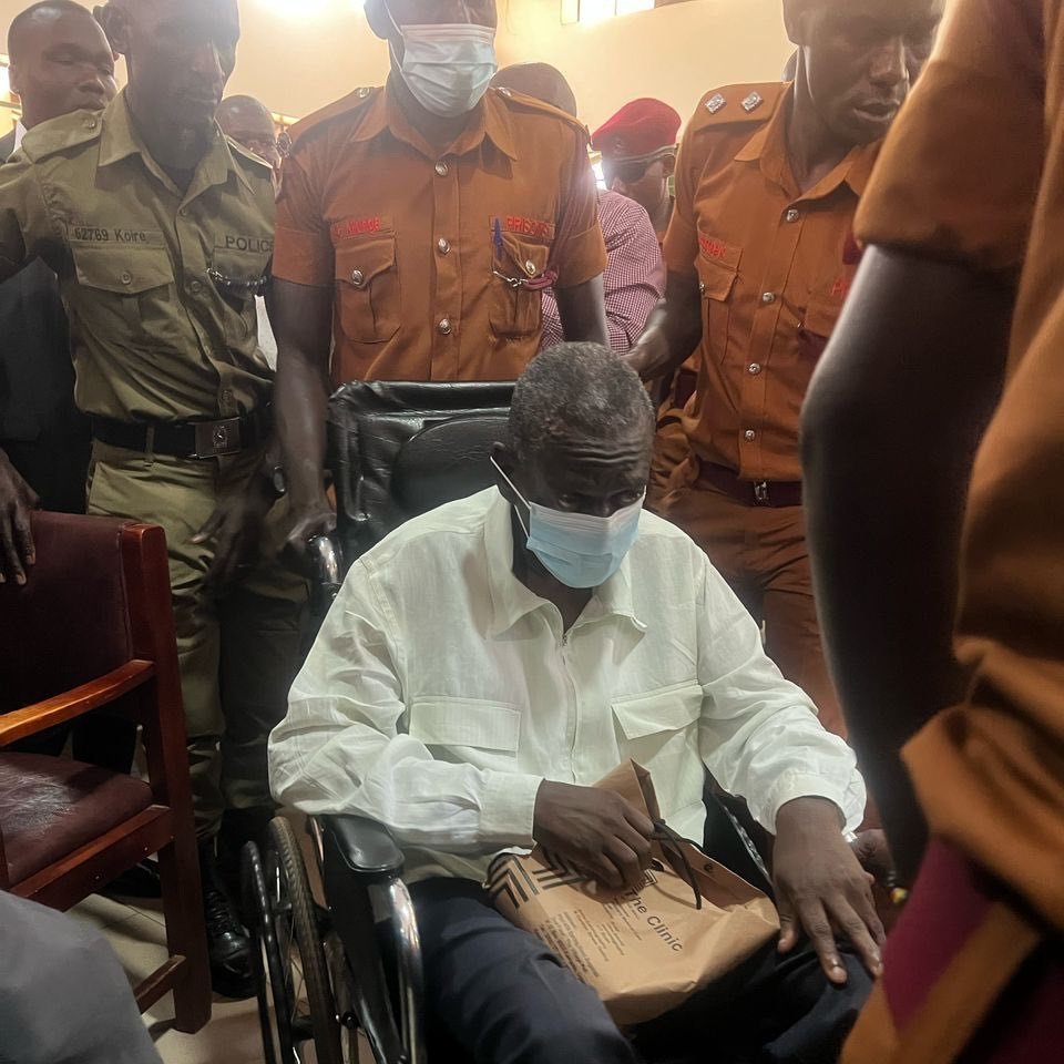 Kiiza Besigye charged  and further remanded by  Nakawa Court