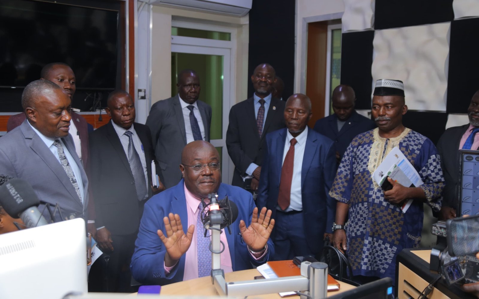 Mu bifaananyi – abakungu b’Obusiinga Rwenzururu  bakyaddeko ku CBS