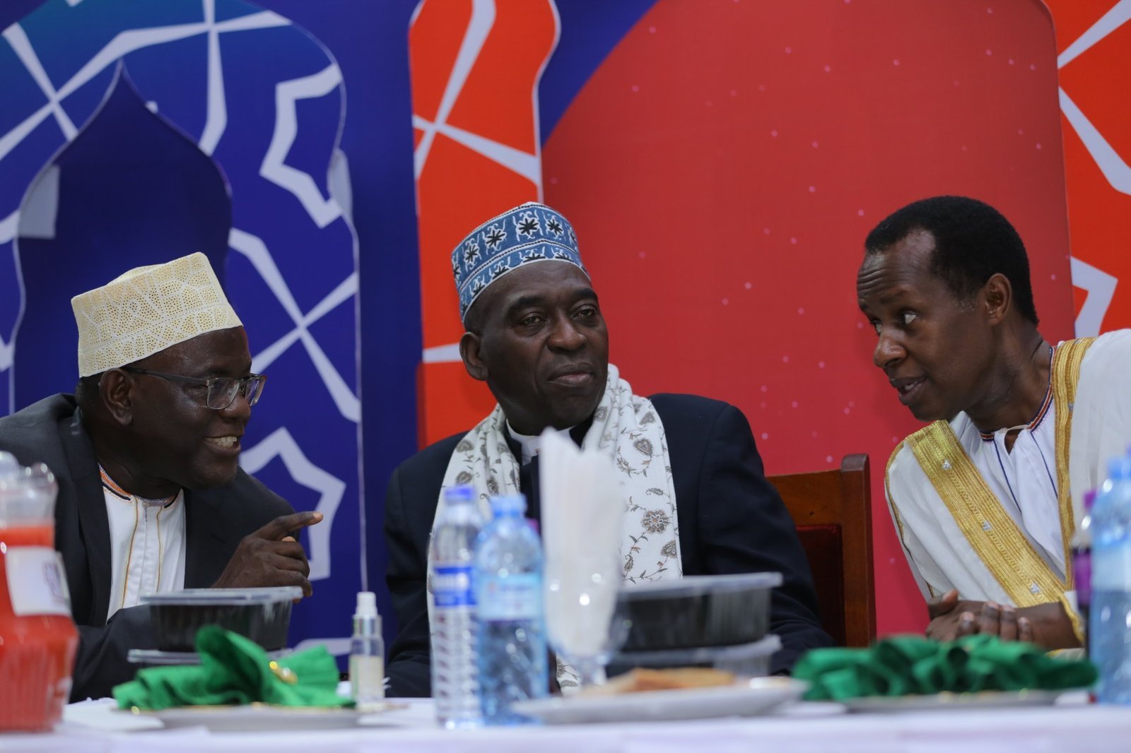 Mu bifaananyi: Obw’akabaka busiibuludde abayisiraamu ku Friday esoose mu Ramathan 2025