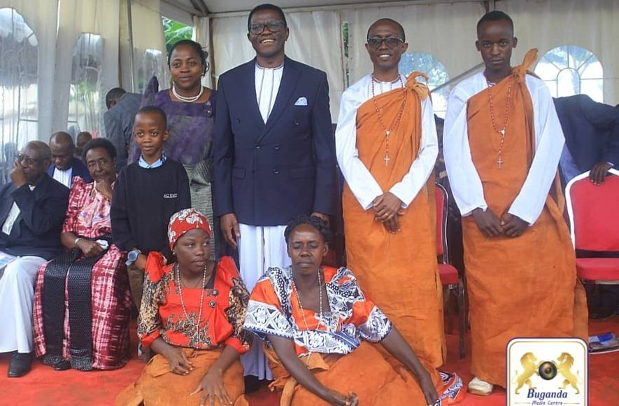 Mukomye okwabizaawo ennyimbe nga mwakava okuziika okwewala okudobonkanya obulamu bwammwe – Katikkiro Mayiga