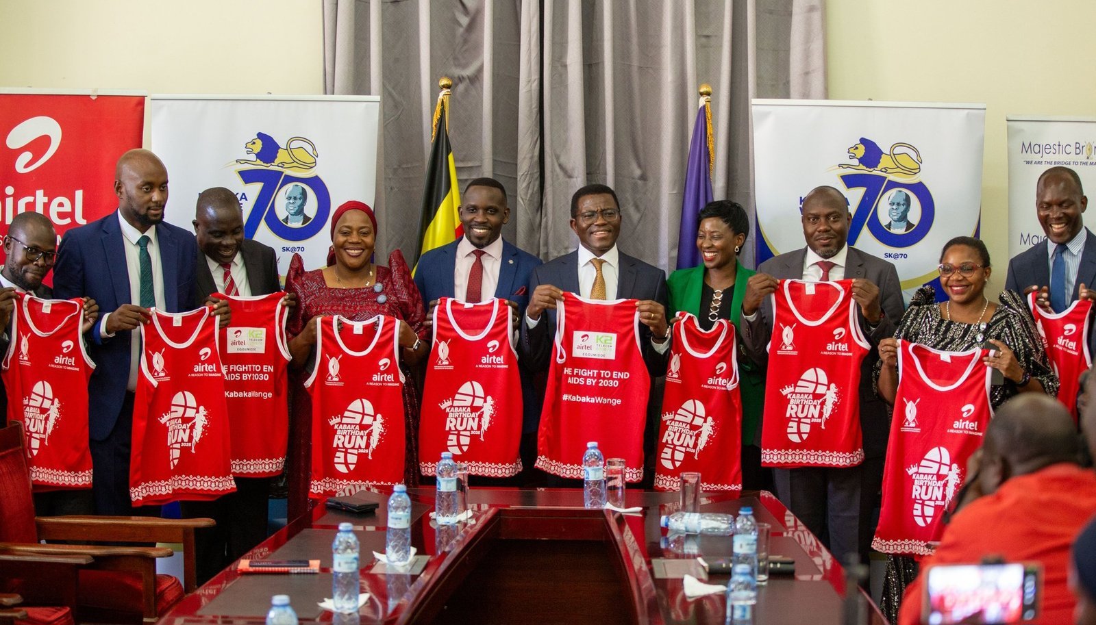 NUP baguze emijoozi gy’emisinde gy’amazaalibwa ga Kabaka gya bukadde 15 – Katikkiro Mayiga alabudde bannabyabufuzi ku siriimu asaasaanira mu nkuηηaana z’ebyobufuzi