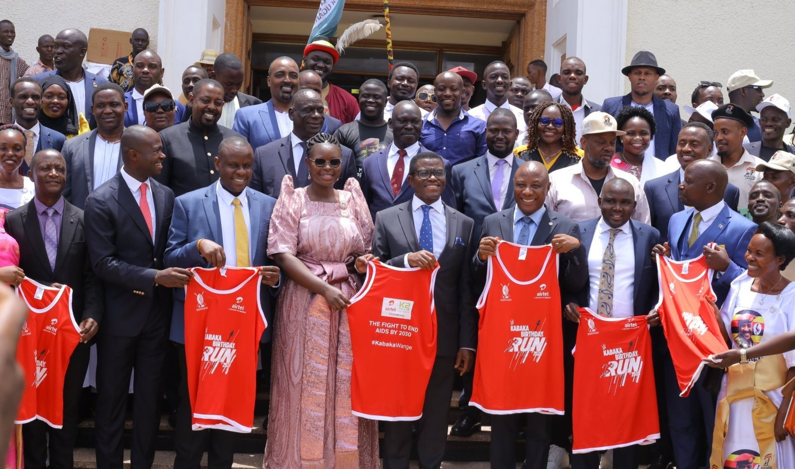 Patriotic League of Uganda ekiise embuga – Katikkiro Mayiga abalagidde bave mu kwogera obwogezi balwanyise enguzi nga bayita mu bikolwa
