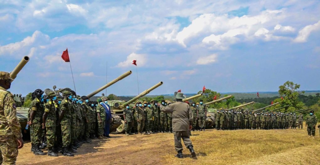 President Museveni alabudde abateekateeka okutangula emirembe mu Uganda – bakukolwako n’omukono ogw’ekyuma