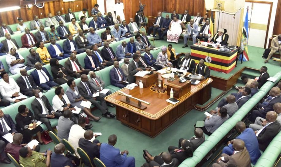 Sipiika Among atabukidde ababaka ba parliament abebulankanya mu misomo – abagobye ku bukiiko