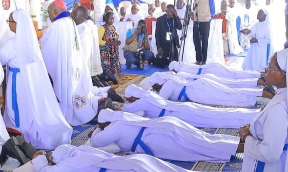 Ssaabasumba Kasujja alabudde bannaddiini abavudde ku kigambo kya Katonda – nebeemalira mu by’obufuzi ebyawulayawula mu bantu
