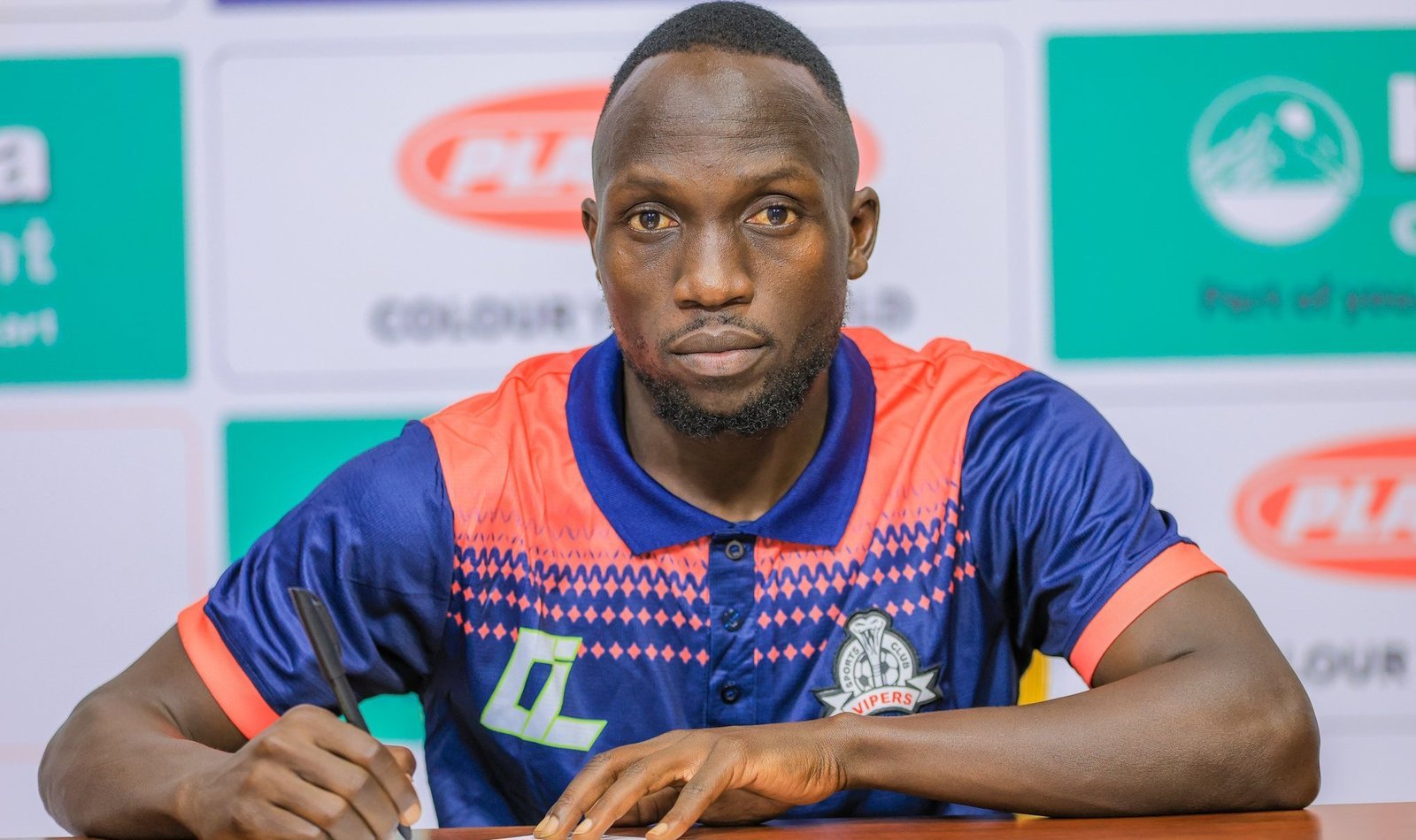 Vipers FC ezzeemu okukansa omusambi Ashiraf Mandera omulundi ogwokusatu