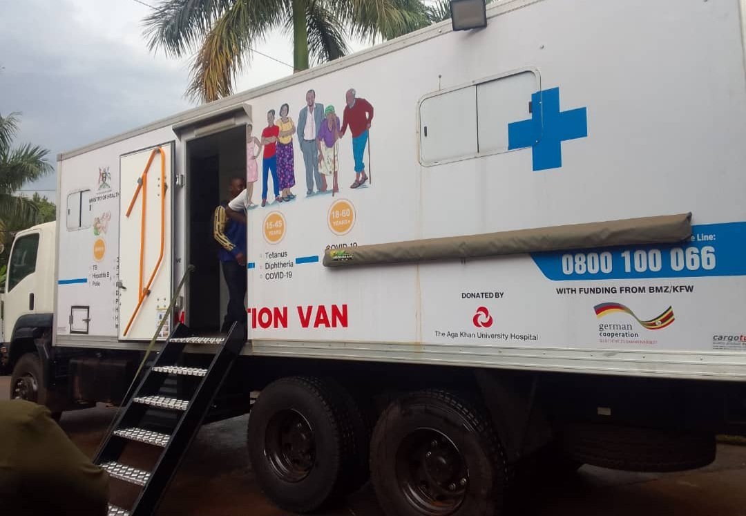 Wakiso efunye emmotoka ezikozesebwa okugema abaana endwadde – ssentebe Bwanika eyagala eby’obulamu byonna birowoozebweko