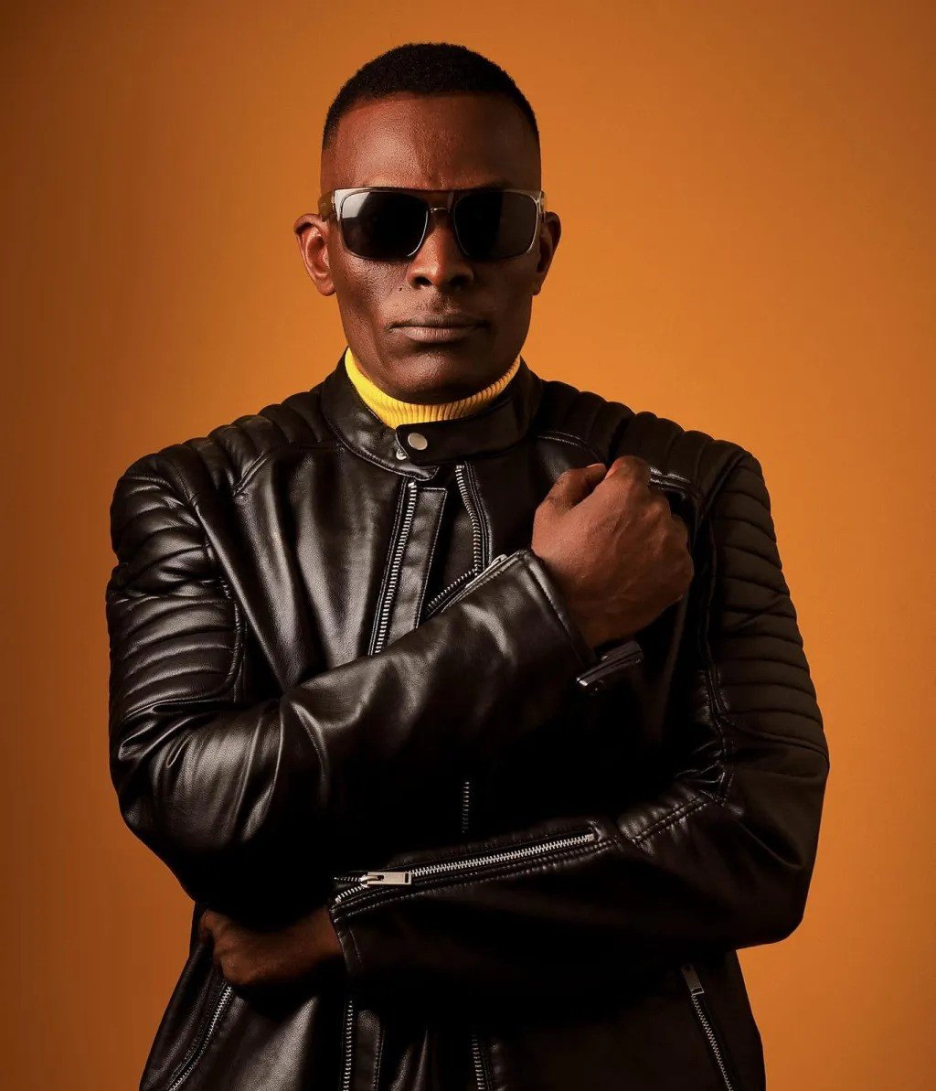Evening Cruz | Celebrity Thursday