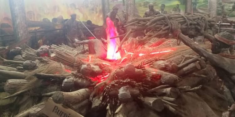 Beewaayo abaana bewaayo ku lwaffe – ebifaananyi ebiraga embeera abajulizi gyebattibwamu olw’eddiini