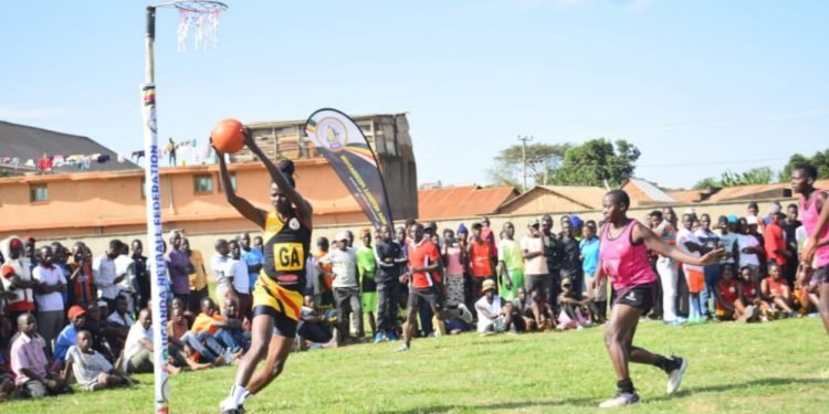 She Cranes ewangudde Masaka – bannabuddu omupiira bagujjumbidde