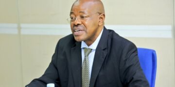Minister Amos Lugoloobi police emukutte