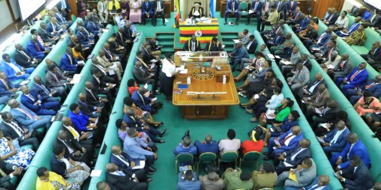 Parliament ya Uganda eddamu wiiki ejja okuyisa etteeka ly’omukwano ogw’ebikukujju