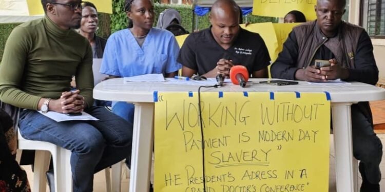 Embeera y’abakozi ekyali nzibu mu Uganda – alipoota