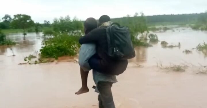 Entambula esanyaladde okuva e Jinja okudda e Kamuli