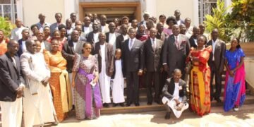 Katikkiro Mayiga asisinkanye Ababiito be Kkooki – abalabudde ku bannakigwanyizi abasekeeterera Buganda