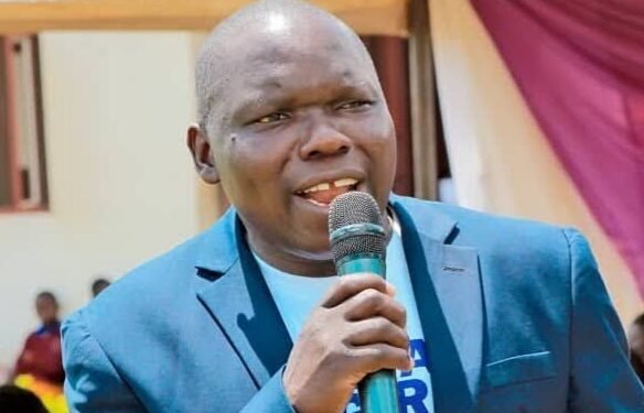 Omulambuzi w’amasomero attiddwa – omulambo gwe gusaangiddwa mu kabuyonjo