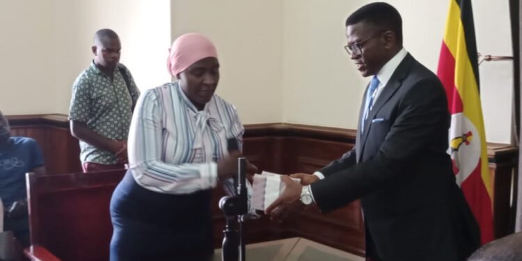 Omugga Katonga gwongedde okusalako enguudo endala ezitwala ab’e Masaka