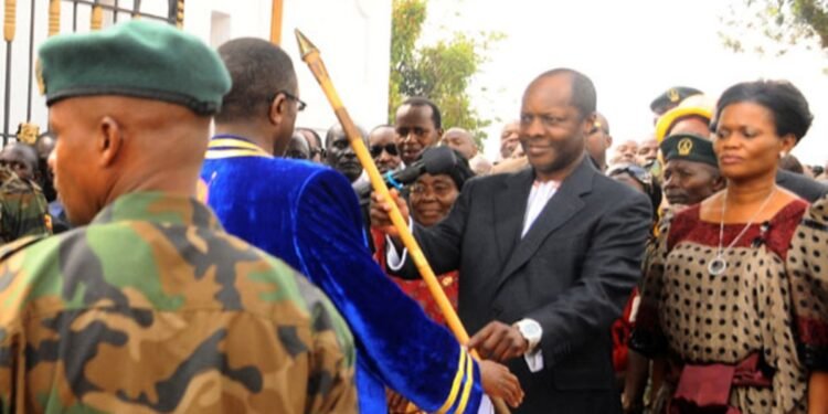 Katikkiro Charles Peter Mayiga – emyaka 10 beddu  ng’akuuma Ddamula