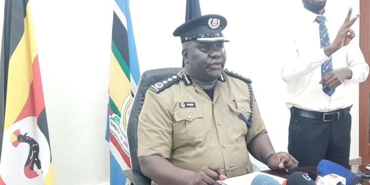 Mubarak Munyagwa ne banne bavunaaniddwa ogw’okwekobaana okuzza emisango – bayimbuddwa ku kakalu ka kooti