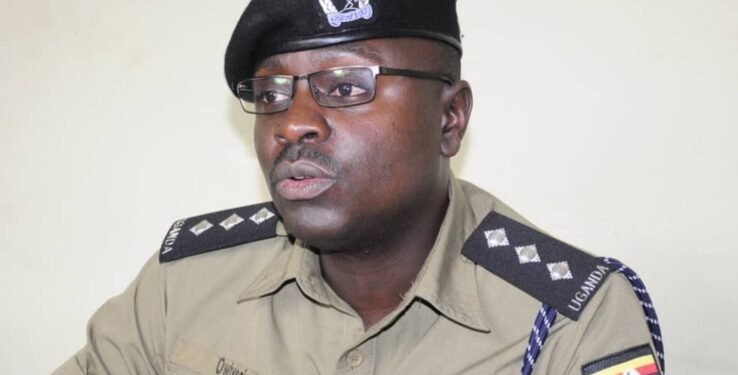 Police eri ku muyiggo gw’omukazi agambibwa okubuzaawo omwanawe n’akanda bba sente asasule amabanja