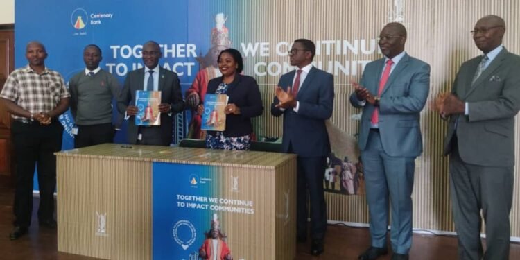 Centenary bank ezizza buggya omukago gwayo ne Buganda – okuvuggirira empaka z’amasaza