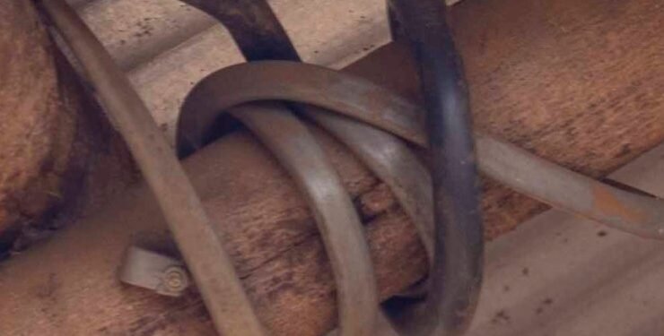 Omupolice eyakawummula akubiddwa amasannyalaze negamuttirawo – abadde ataasa baana