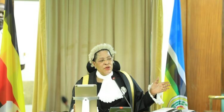 Bannauganda nabo baakoowa ebinnya mu nguudo za Kampala  – sipiika Anita Among