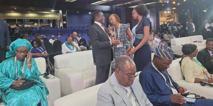 Olukungaana lw’ensi yonna olw’okulwanyisa siriimu lutandise mu Zimbabwe – Buganda eyagala obuwangwa n’ennono birowoozebweko