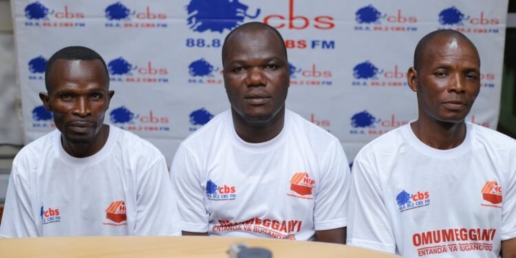 Eno ye Ntanda: Emitawaana emingi –  gikuliza enjala ku ngalo