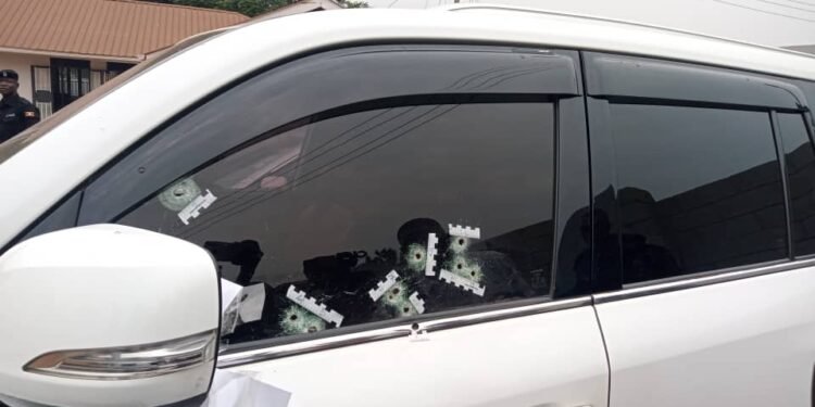 Emmotoka ya pastor Bugingo esangiddwako ebituli by’amasasi 11 – omukuumi we aziikiddwa Ssembabule