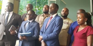 Bannamateeka n’abaakosebwa akakalu ka kooti baddukidde mu kooti etaputa ssemateeka – bagala kakyusibwe